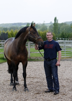 Phil Vickery becomes an Ambassador for British Show Jumping